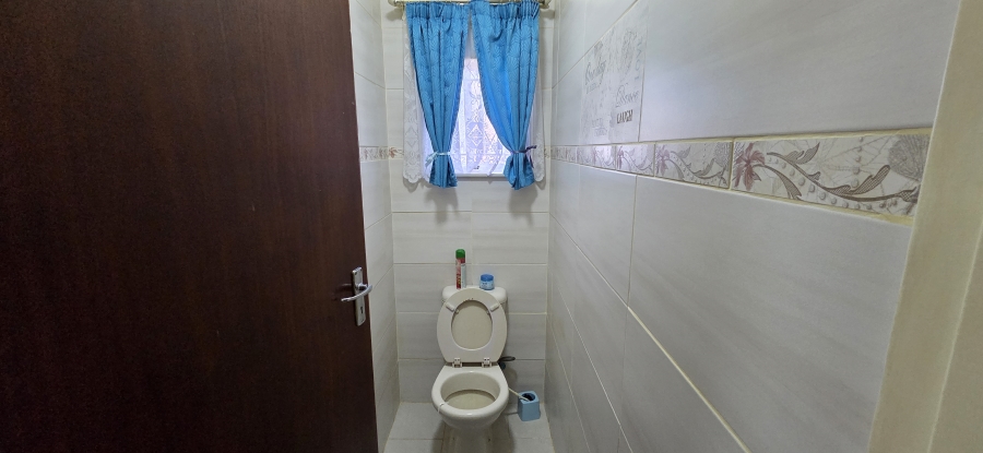 3 Bedroom Property for Sale in Carters Glen Northern Cape